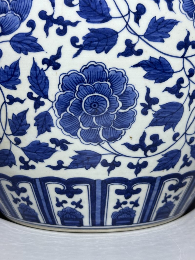    青花缠枝牡丹纹大缸 - 图9