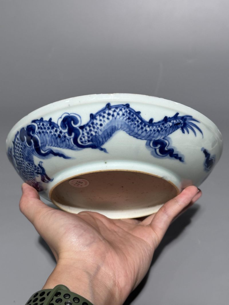    清乾隆 青花过墙龙纹盘 - 图9