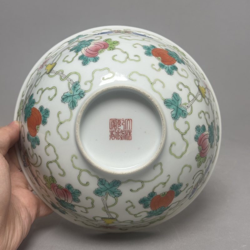 清晚期 粉彩蝶恋花纹碗 - 图4