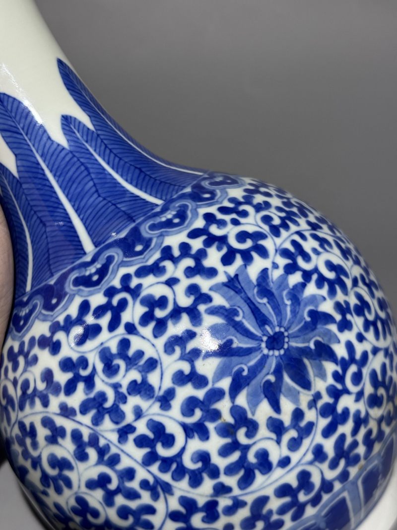    青花缠枝宝相花纹赏瓶 - 图9