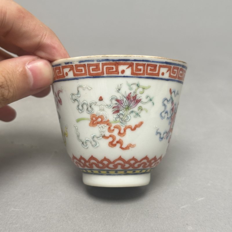 清光绪 粉彩佛家八宝纹杯 - 图3