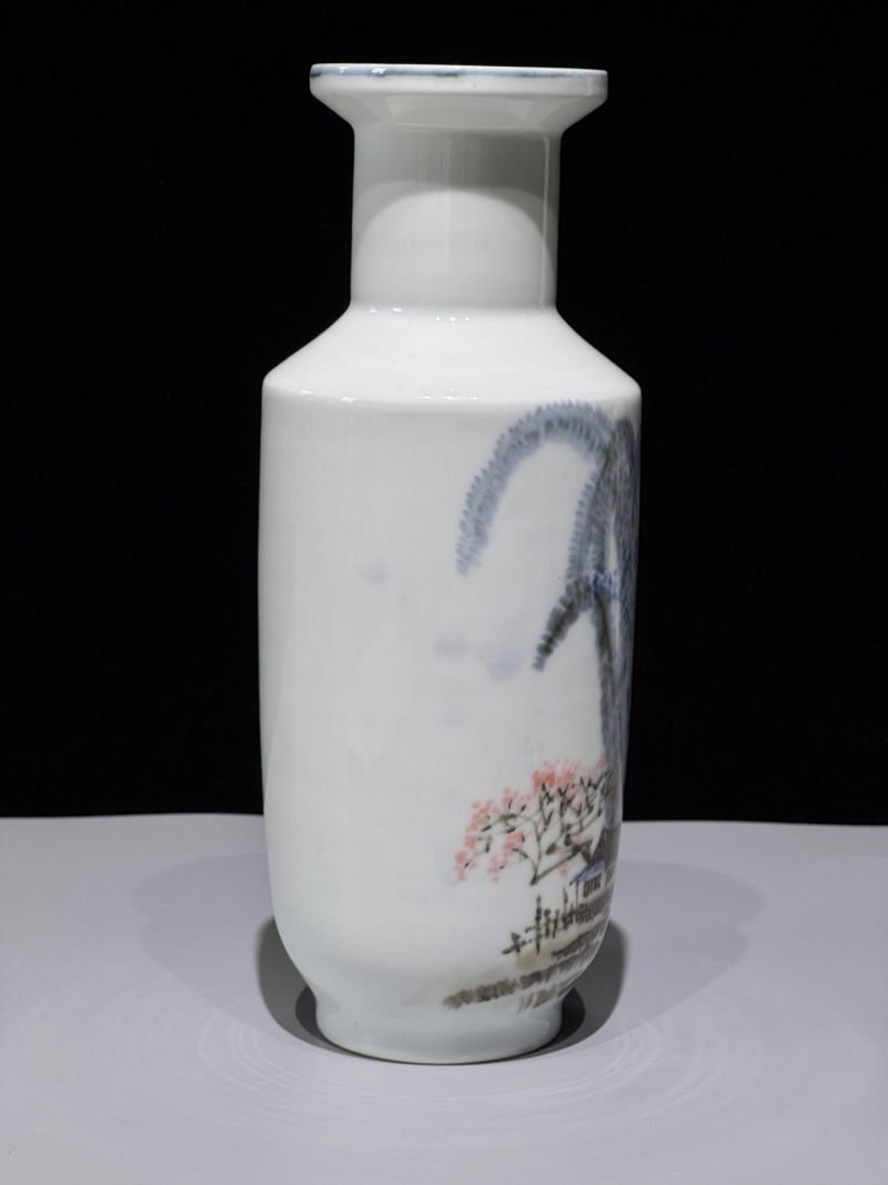    釉中彩山水纹棒槌瓶 - 图5