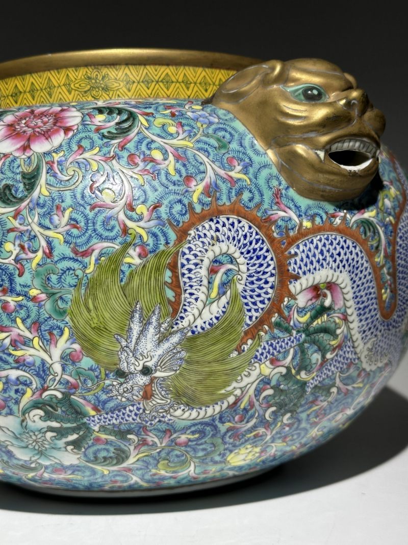    叶冬青风格 粉彩花卉龙纹狮耳罐 - 图9