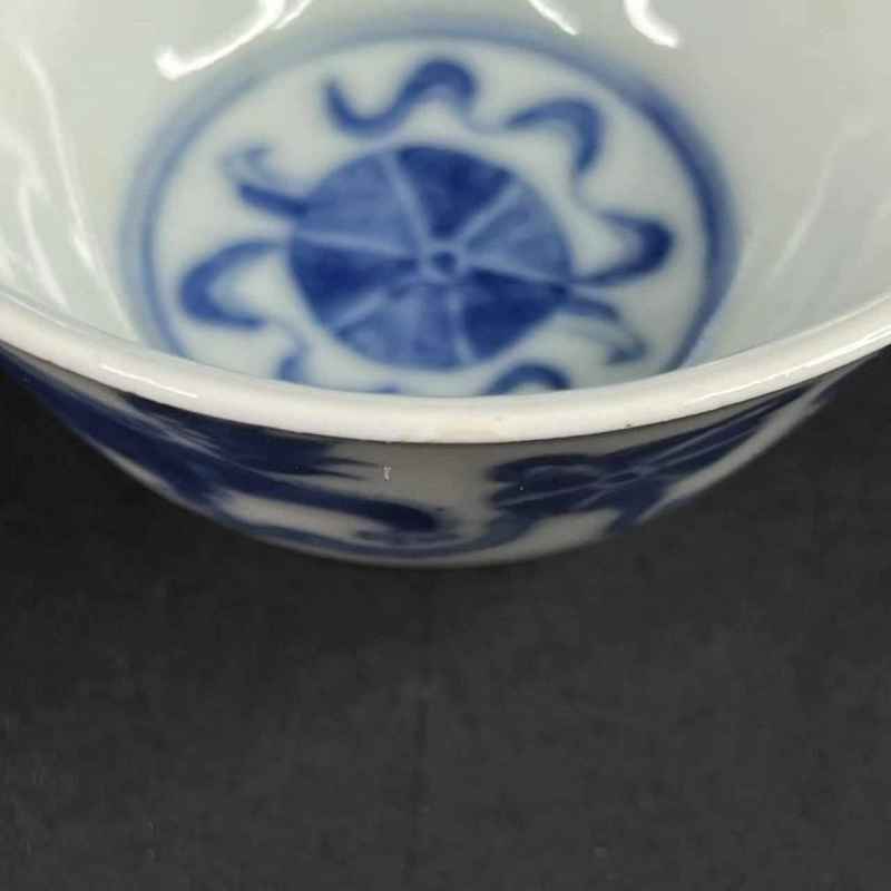 清早期 青花狮纹杯一对 - 图9
