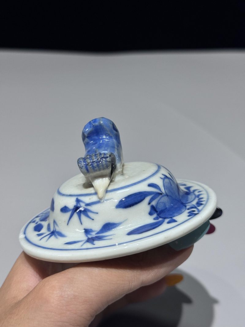    清晚期 青花三娘教子图盖罐 - 图10
