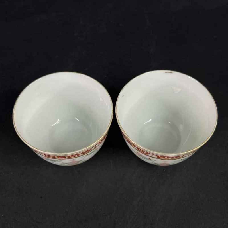 清嘉庆 粉彩番莲纹卧足杯一对 - 图3