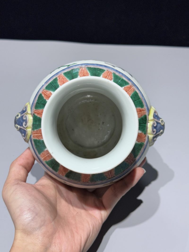    清晚期 五彩团凤纹铺首尊 - 图3