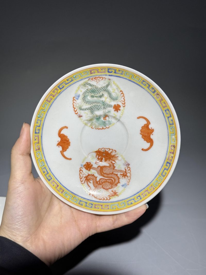    矾红龙纹杯碟三套 - 图11