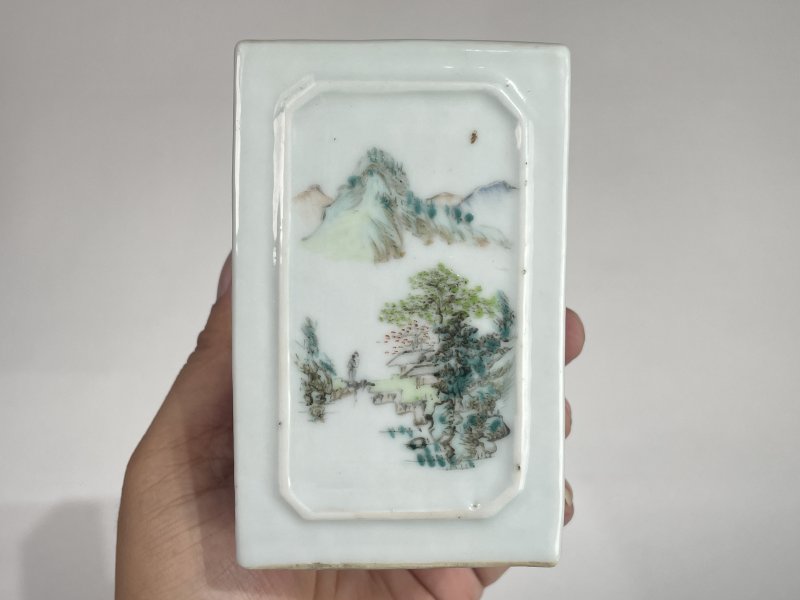 清光绪 浅绛彩山水花鸟诗文四方笔筒 - 图4