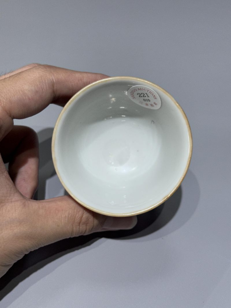    清乾隆 胭脂彩花卉纹杯 - 图3