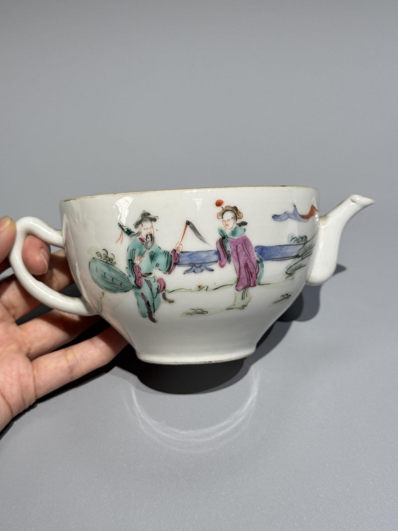    清道光 粉彩人物纹茶壶 - 图5