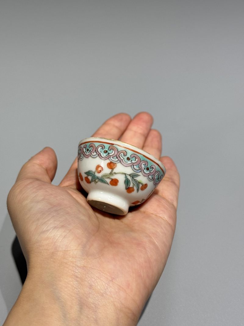    清光绪 粉彩枸杞纹杯 - 图5