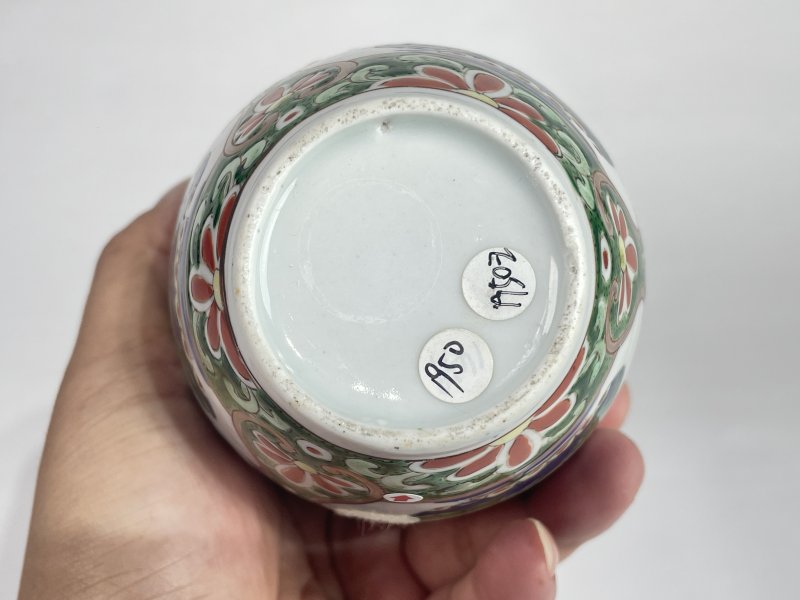 清中期 粉彩开光花卉纹梅瓶 - 图6