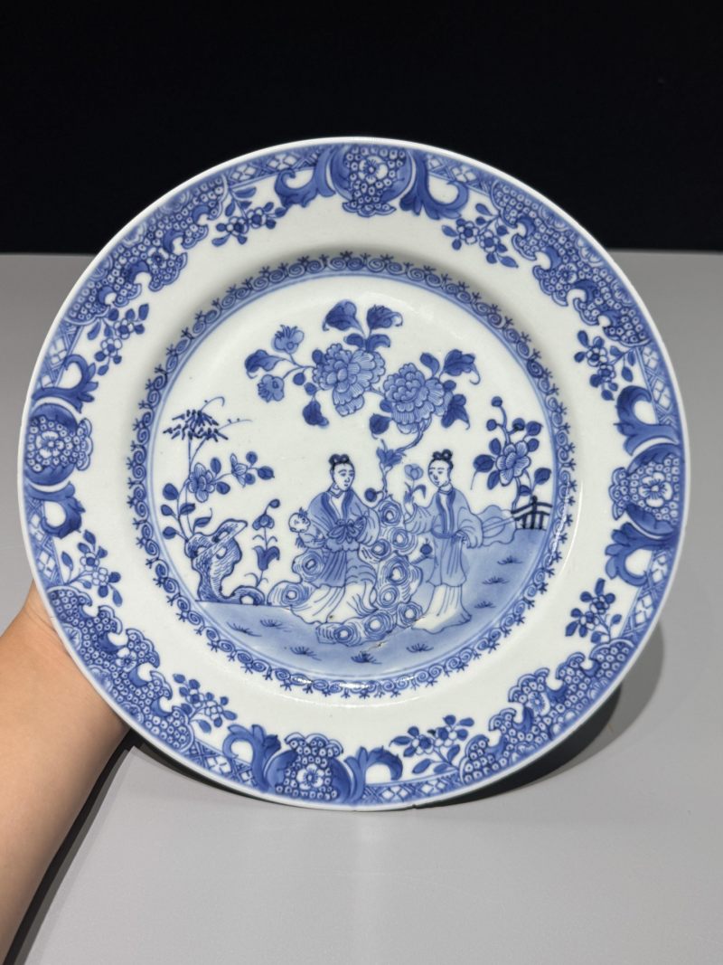    清康熙 青花人物纹盘 - 图2