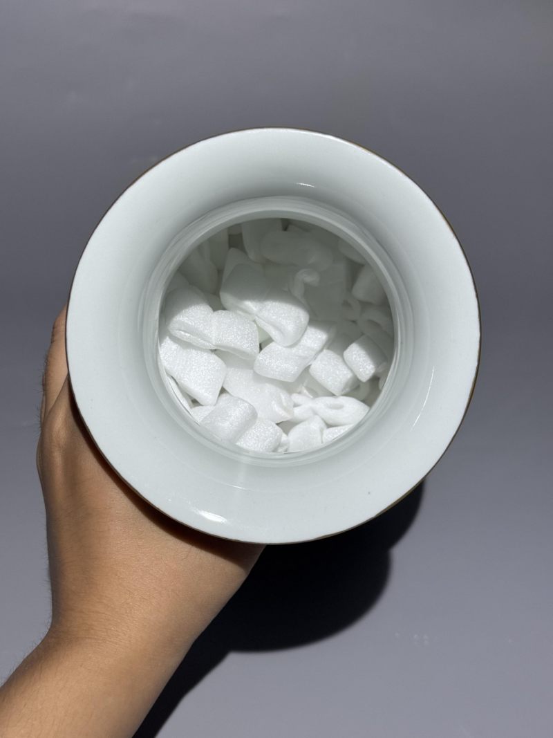    周湘甫风格 墨彩描金无双谱灯笼瓶 - 图7
