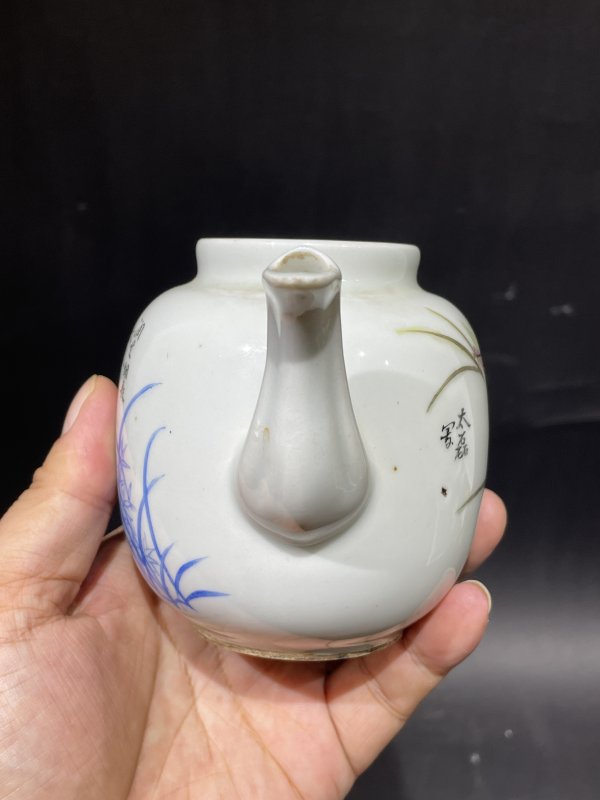 解放后 粉彩花鸟诗文茶壶 - 图5