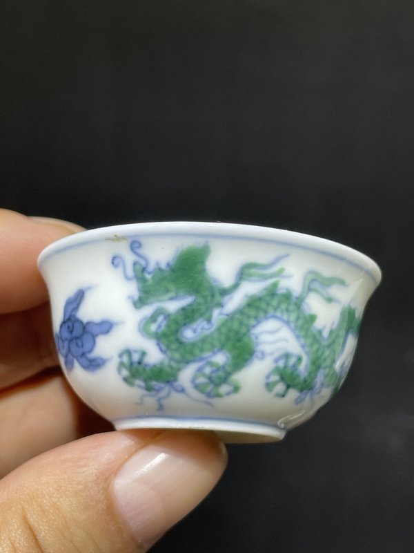 解放后 斗彩龙纹小杯一对 - 图2