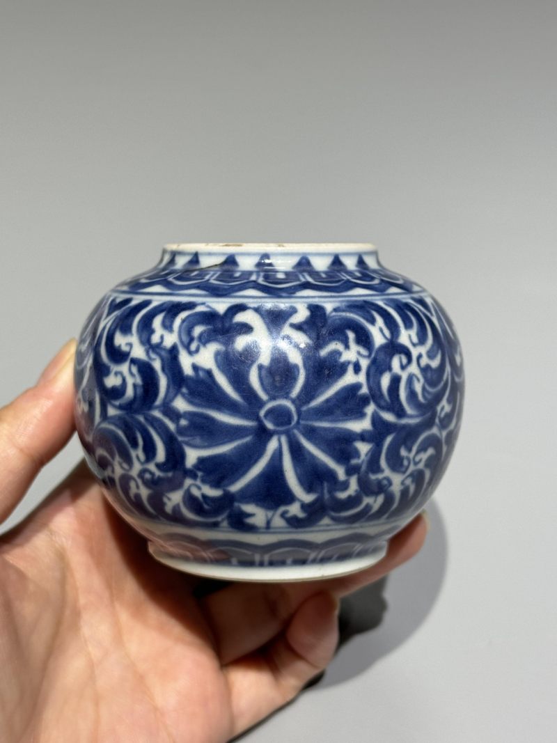    清康熙 青花宝相花纹水盂 - 图5
