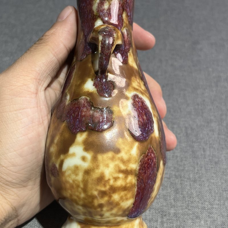 清乾隆窑变釉鸠耳瓶 - 图6