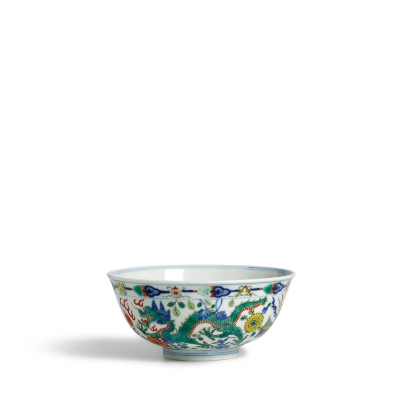 清光緒 青花「大清光緒年製」楷書款 五彩龍鳳紋碗 | A WUCAI 'DRAGON AND PHOENIX' BOWL - 图7