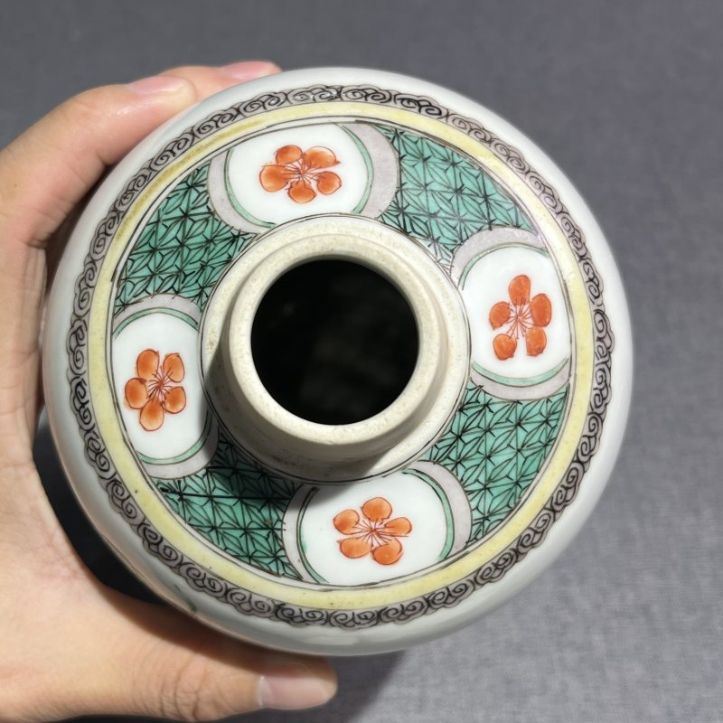 清康熙五彩花鸟莱菔瓶 - 图9