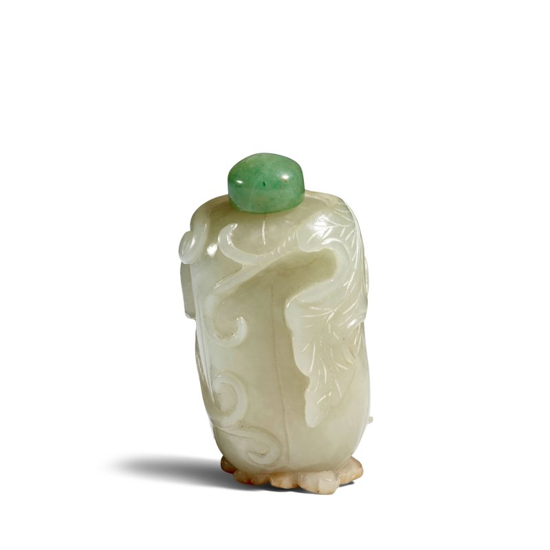 1880-1940 青白玉雕「瓜瓞綿綿」鼻煙壺一件 | A CELADON JADE 'GOURD AND BUTTERFLY' SNUFF BOTTLE - 图4