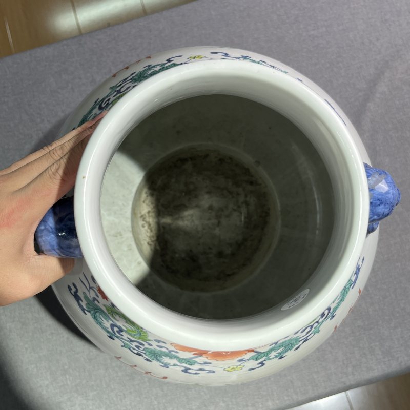 清斗彩瑞兽纹象耳尊 - 图9