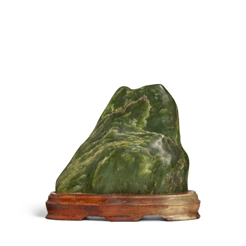 碧玉山形擺件 | A SPINACH-GREEN JADE ROCK - 图1