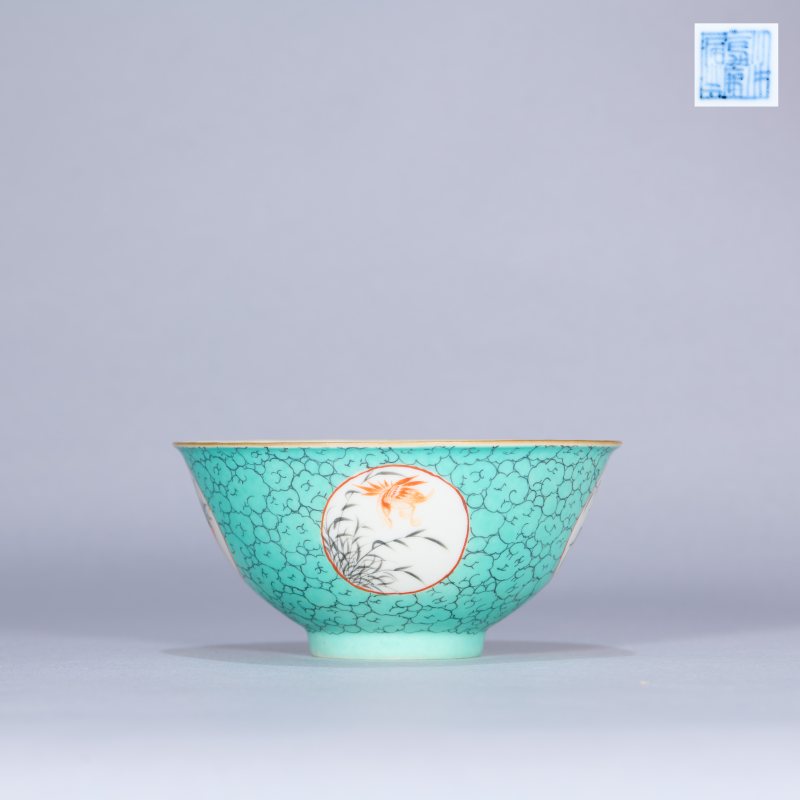 清嘉庆 松石绿地粉彩卢雁图碗 - 图1