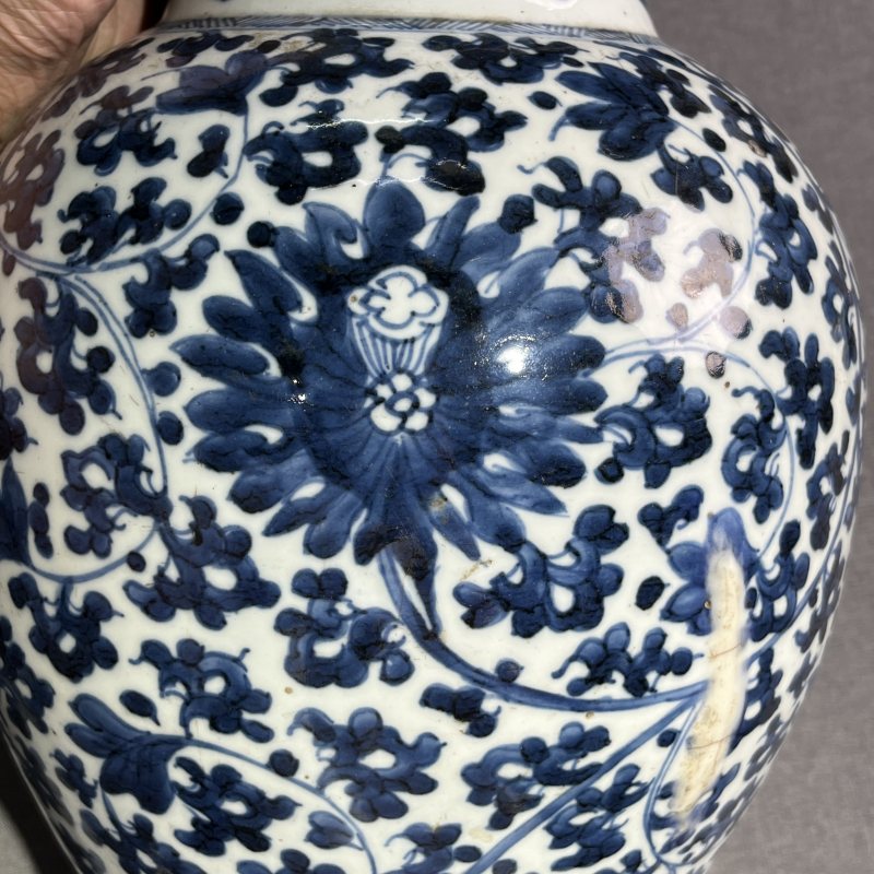 清康熙青花花卉将军罐 - 图8