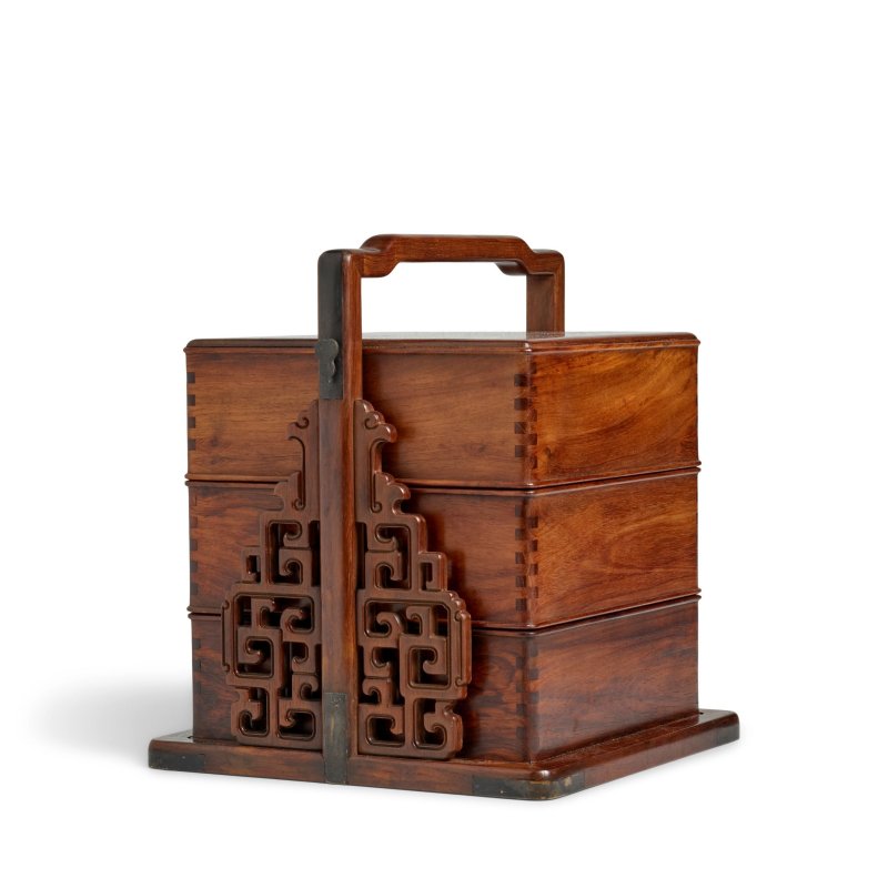 黃花梨三層方形提盒 | A HUANGHUALI SQUARE THREE-TIER PICNIC BOX - 图2