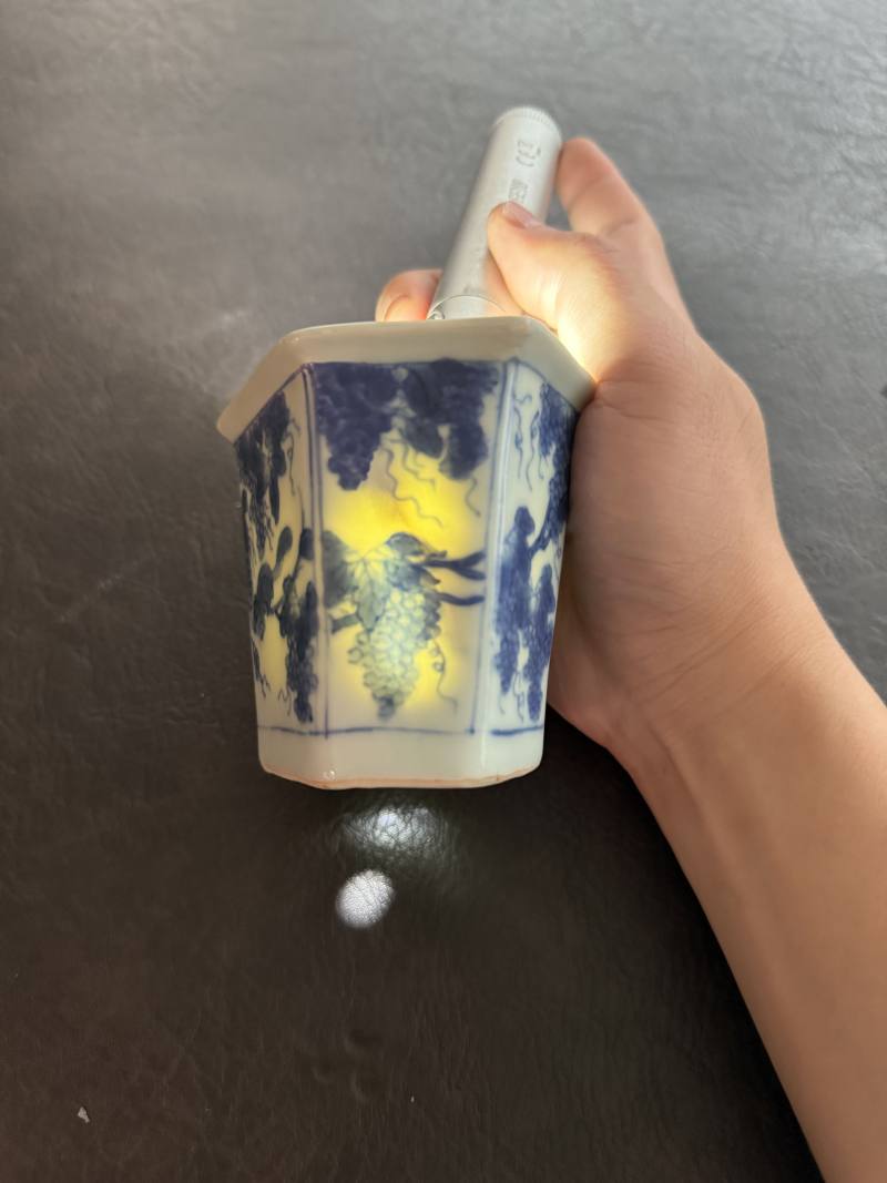 清康熙 青花松鼠葡萄纹六方小盆 - 图13