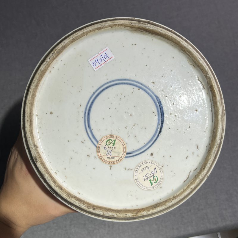 清康熙青花花卉将军罐 - 图11
