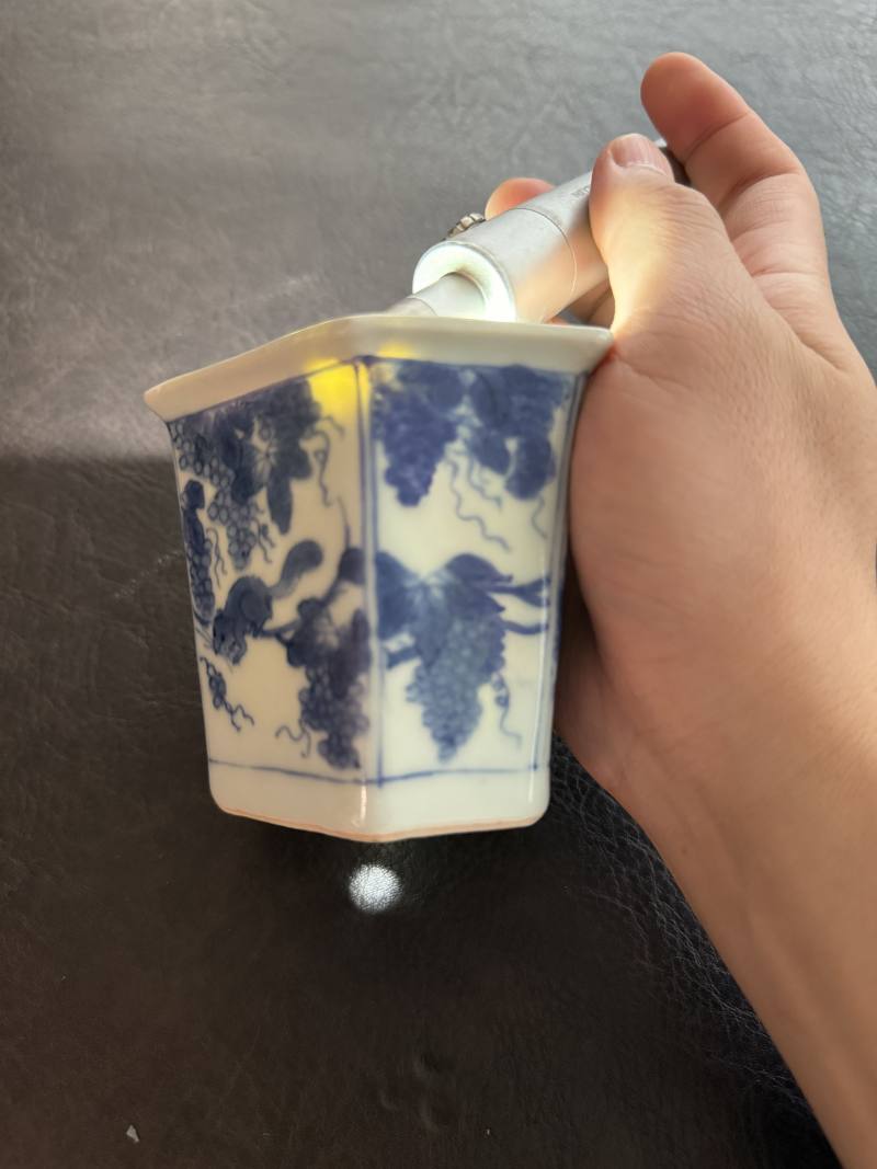 清康熙 青花松鼠葡萄纹六方小盆 - 图14