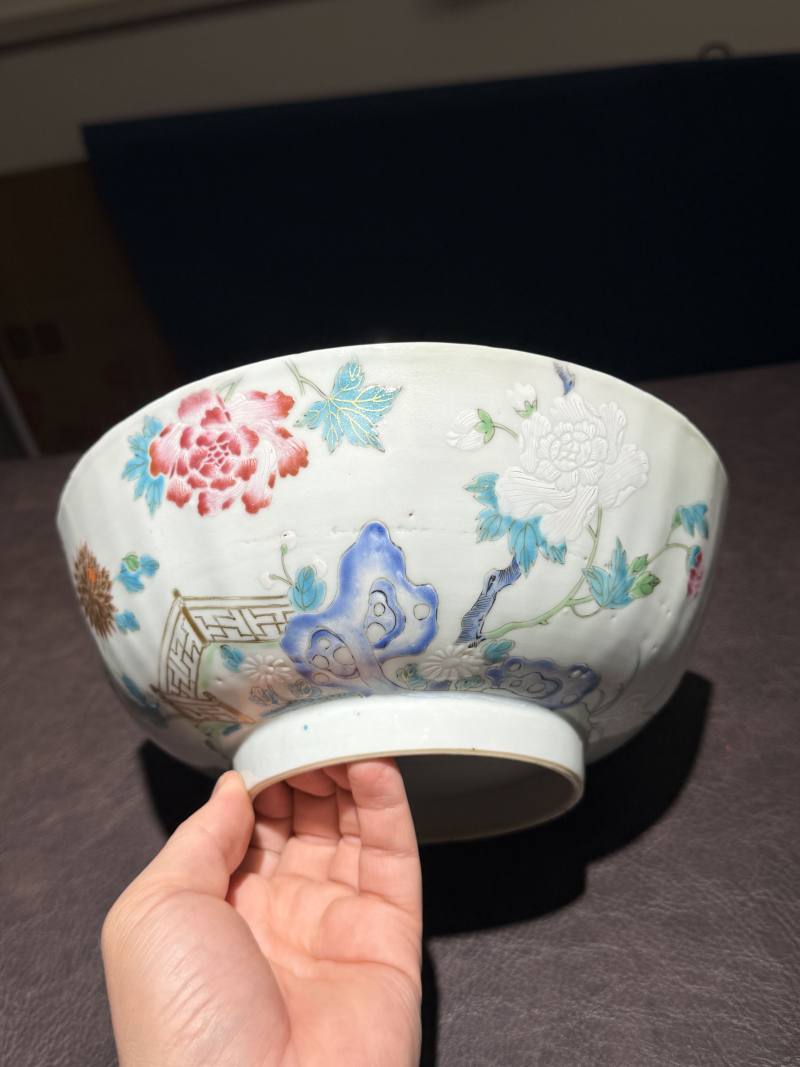 清乾隆 粉彩庭院花卉大碗 - 图3