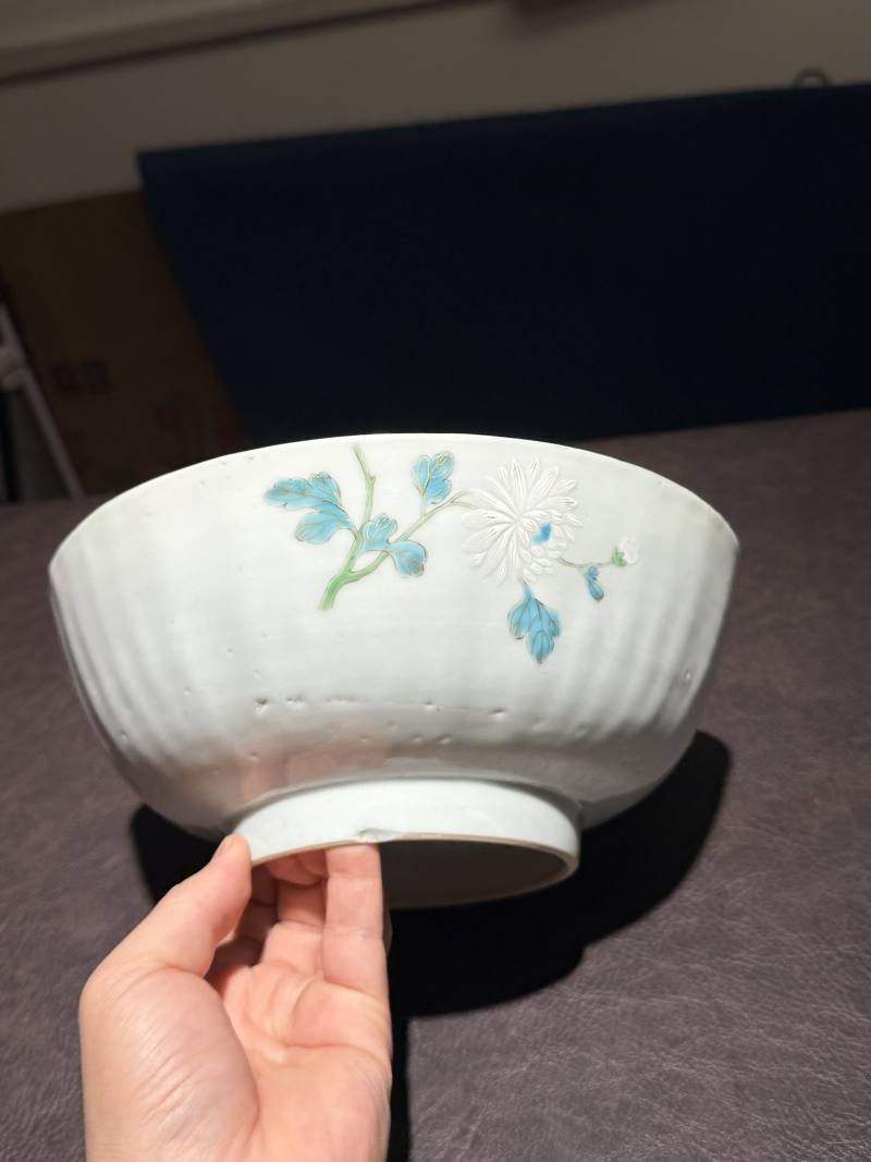 清乾隆 粉彩庭院花卉大碗 - 图5