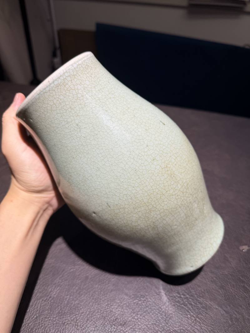清雍正 绿哥釉橄榄瓶 - 图5