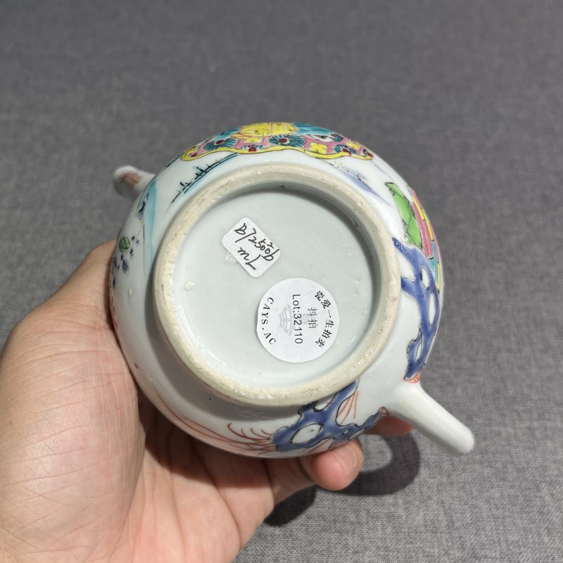 清雍正粉彩西厢记梨形壶 - 图13