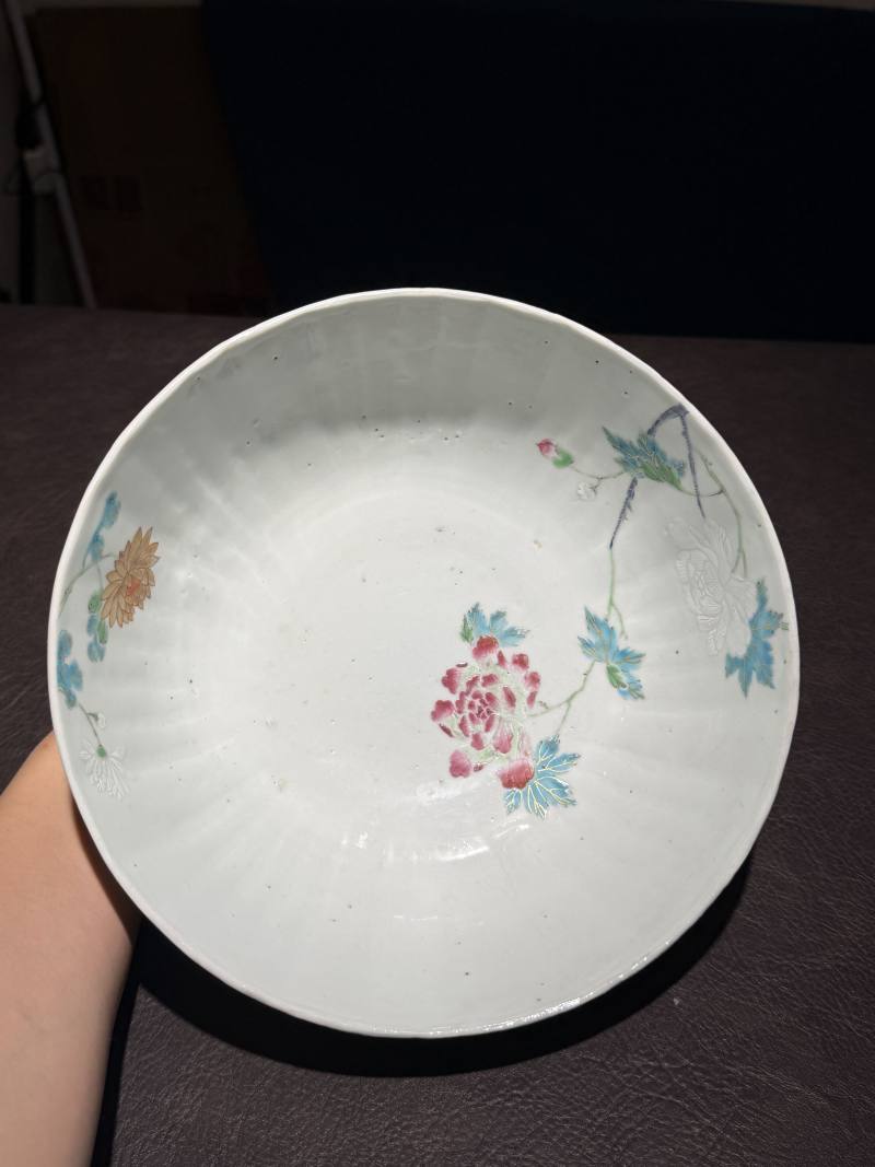 清乾隆 粉彩庭院花卉大碗 - 图6