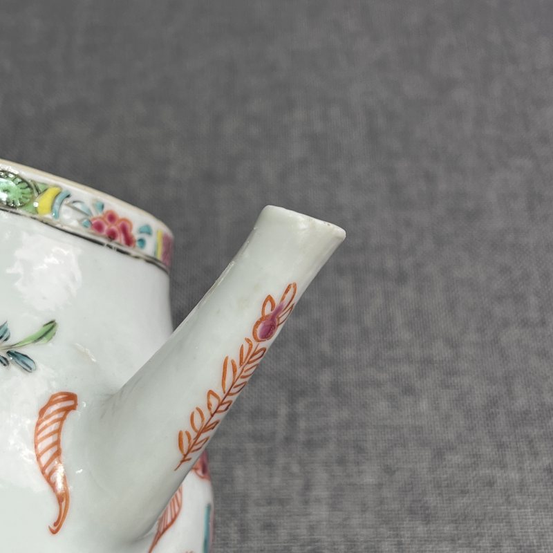 清雍正粉彩西厢记梨形壶 - 图15