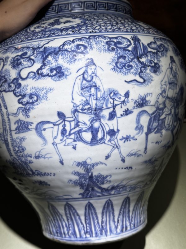 明景泰 青花携琴访友图大罐 - 图13