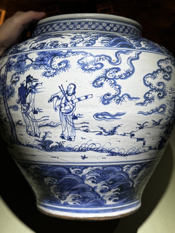 明正统 青花“西王母祝寿”、“三清对弈”、“八仙过海”图大罐 - 图9