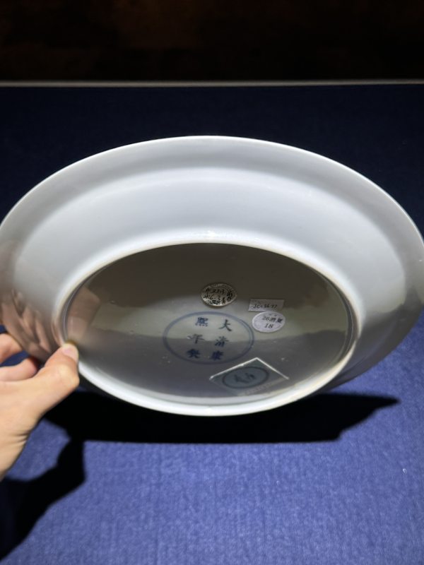 清康熙 五彩麻姑献寿图万寿无疆盘 - 图25