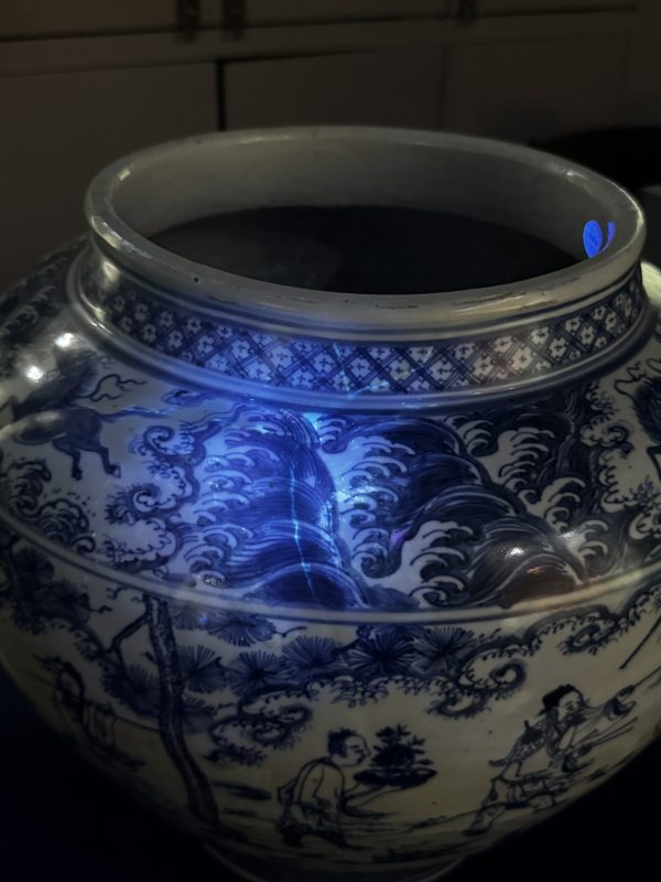 明正统 青花“西王母祝寿”、“三清对弈”、“八仙过海”图大罐 - 图21