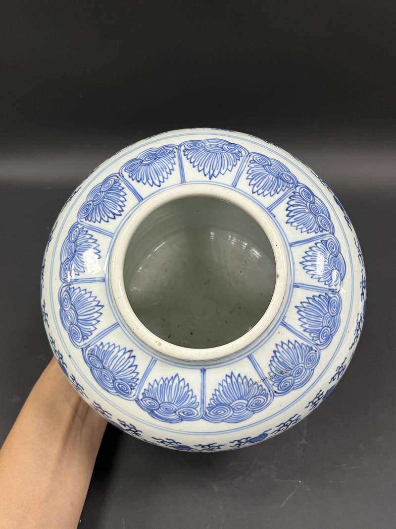 清雍正 青花缠枝花卉纹天字罐 - 图4