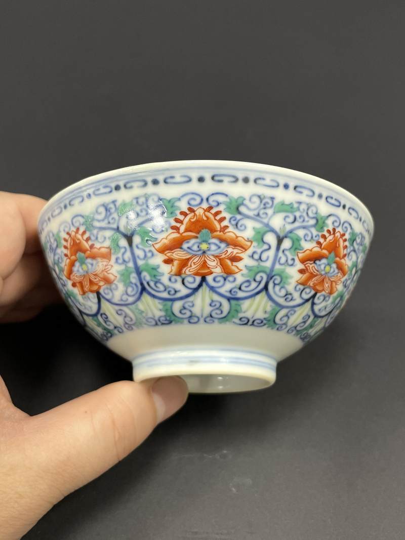 清道光 斗彩缠枝花卉纹碗 - 图4