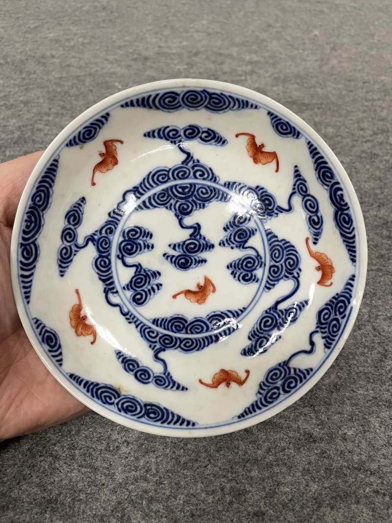 清光绪 青花矾红洪福齐天图杯、碗、盖碗、盘、匙八十三只 - 图157