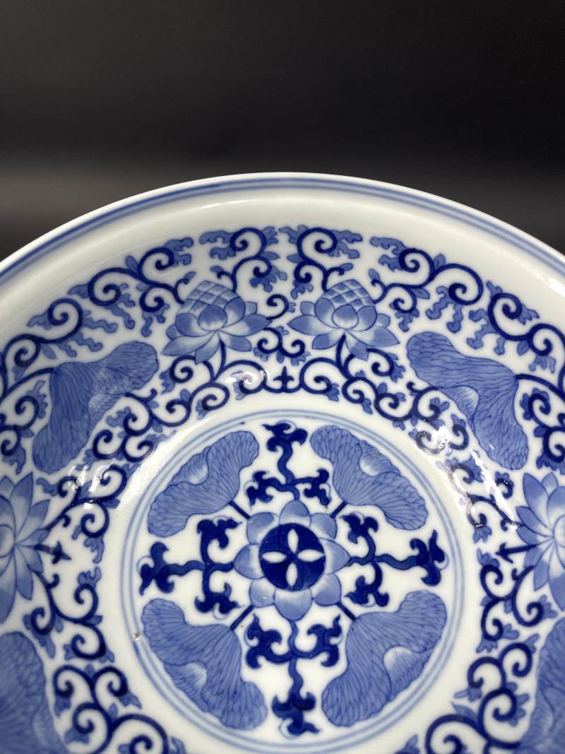 清光绪 内青花外粉彩荷塘图大碗 - 图8