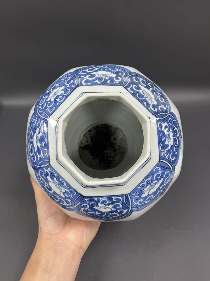 明崇祯 青花花鸟纹八方罐 - 图6