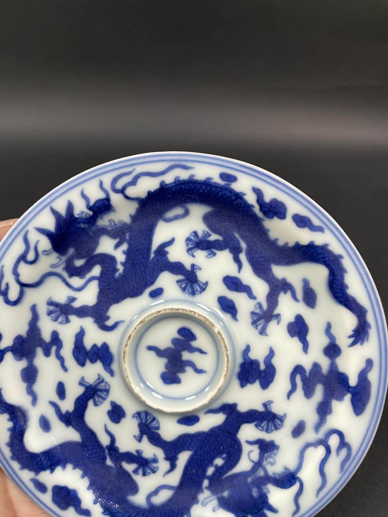 清乾隆 青花云龙纹盏托 - 图4